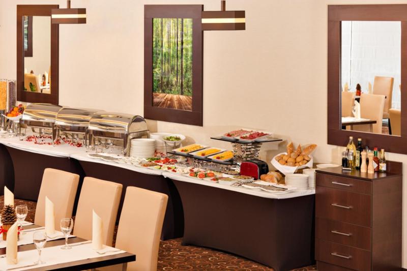 Z-Hotel Business & Spa オトフォツク エクステリア 写真